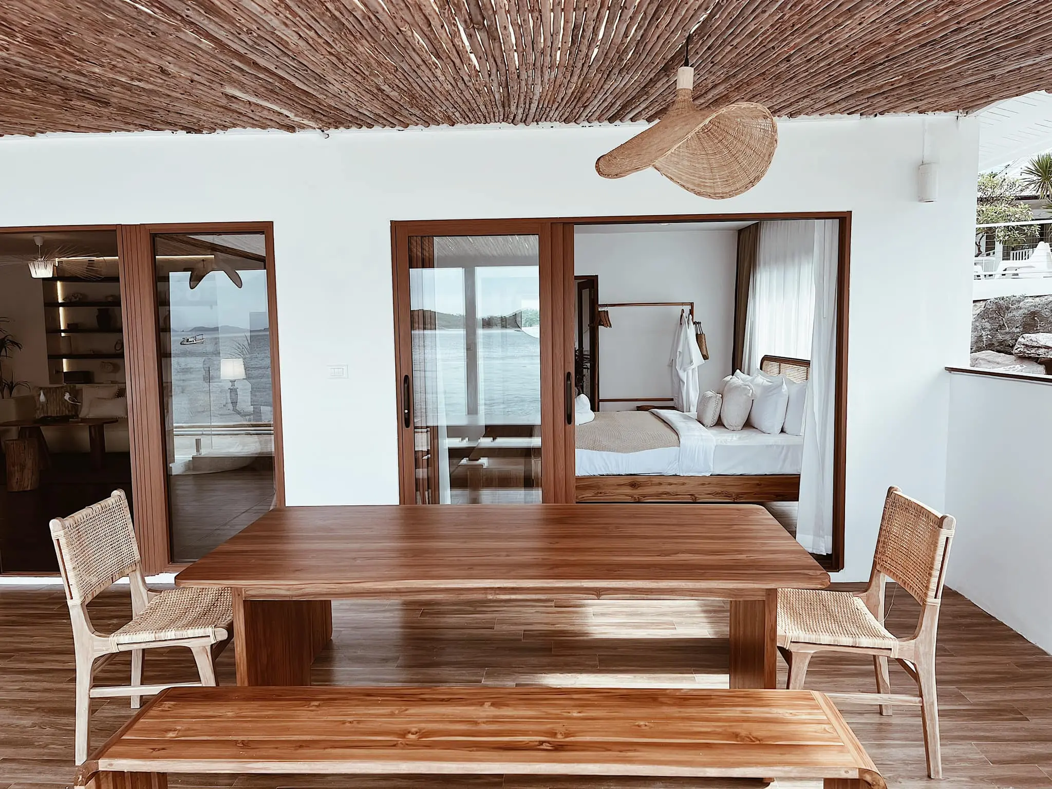 Oceanfront Family Villa 6